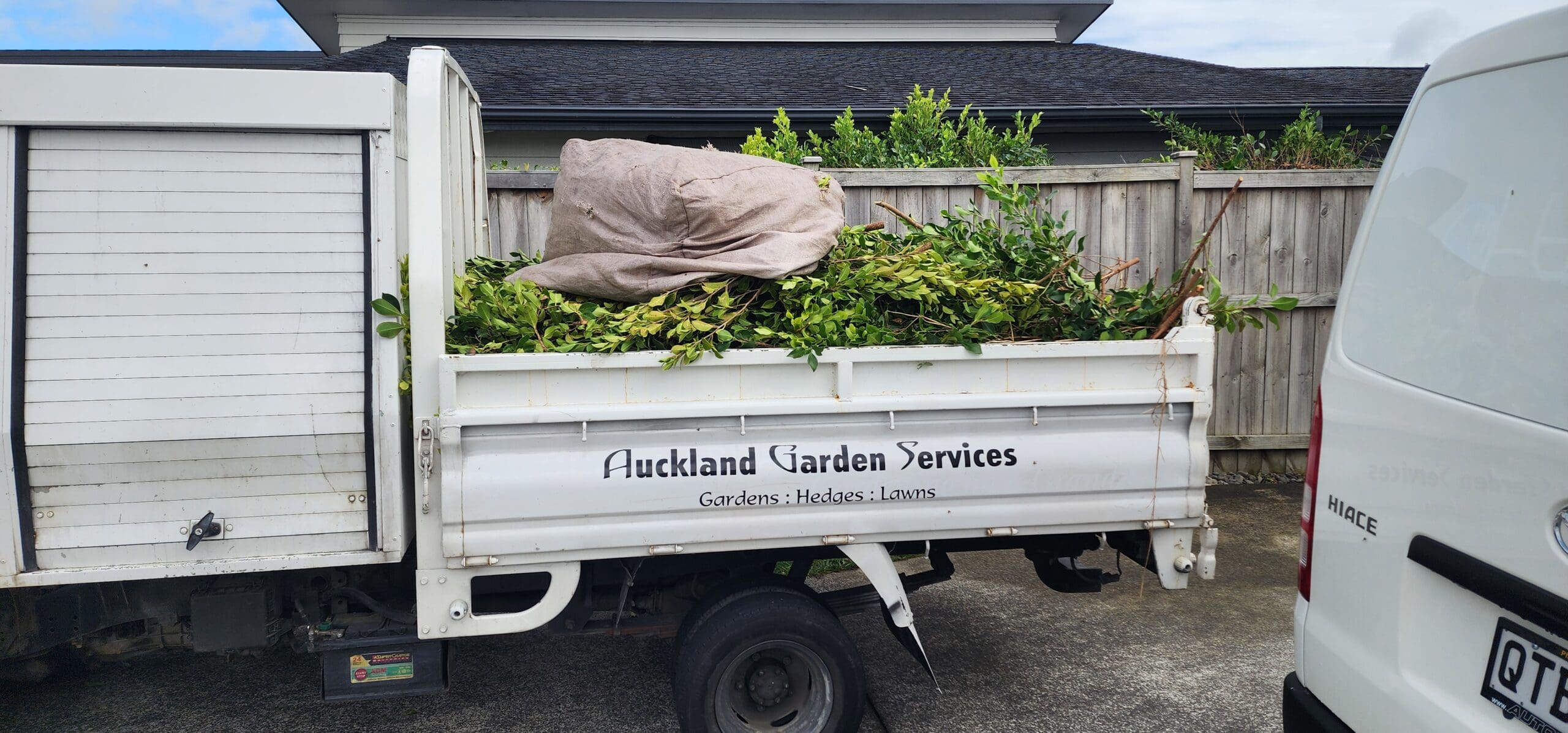 Clean-Up & Garden Waste Removal Auckland
